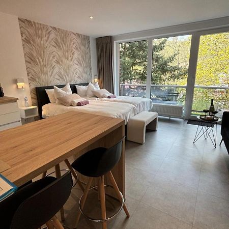 Studio De L'Avenue Спа Екстериор снимка