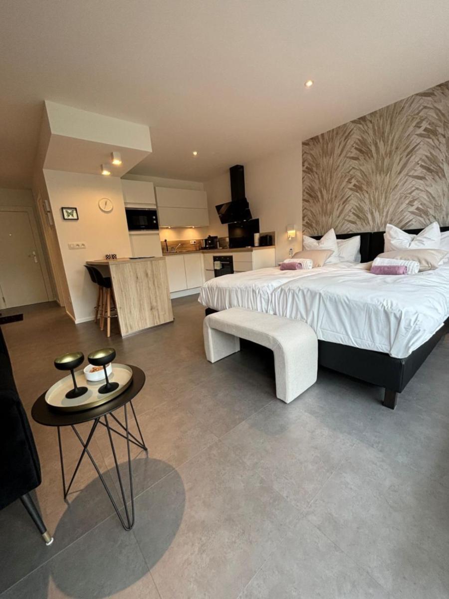 Studio De L'Avenue Спа Екстериор снимка