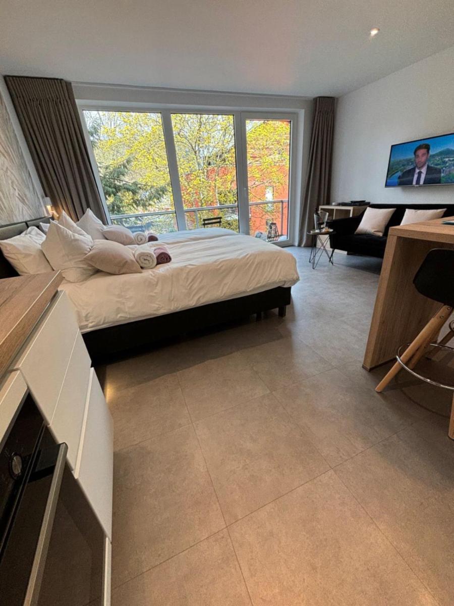 Studio De L'Avenue Спа Екстериор снимка