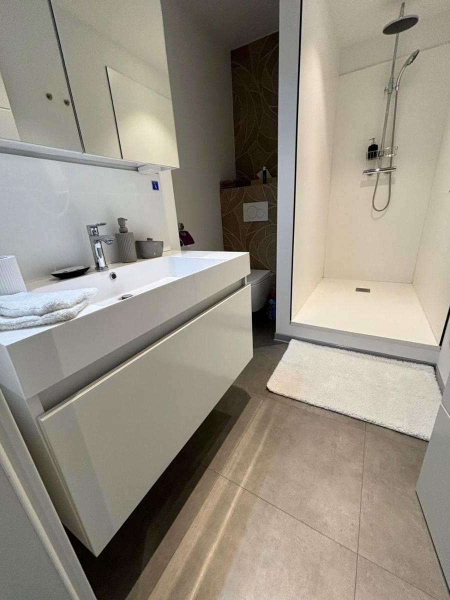 Studio De L'Avenue Спа Екстериор снимка