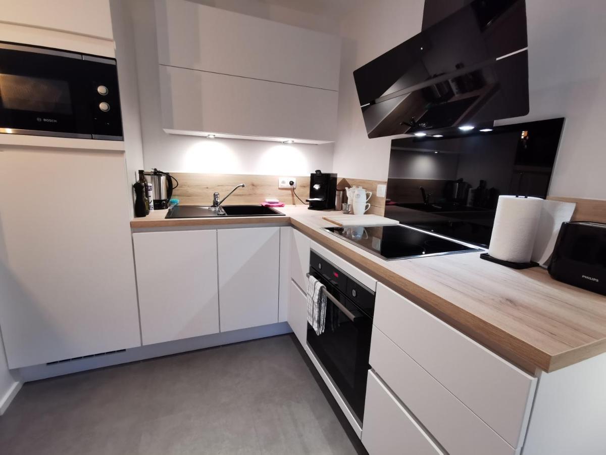 Studio De L'Avenue Спа Екстериор снимка